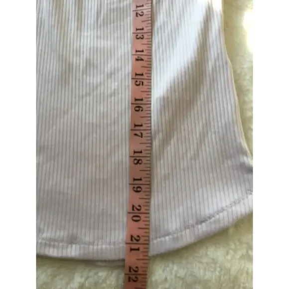 Anthropologie Lilac Twist Cut-Out Top - Picture 12 of 15